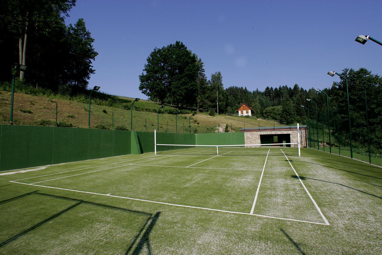 Hotel Studenec Rožmberk nad Vltavou Exteriör bild