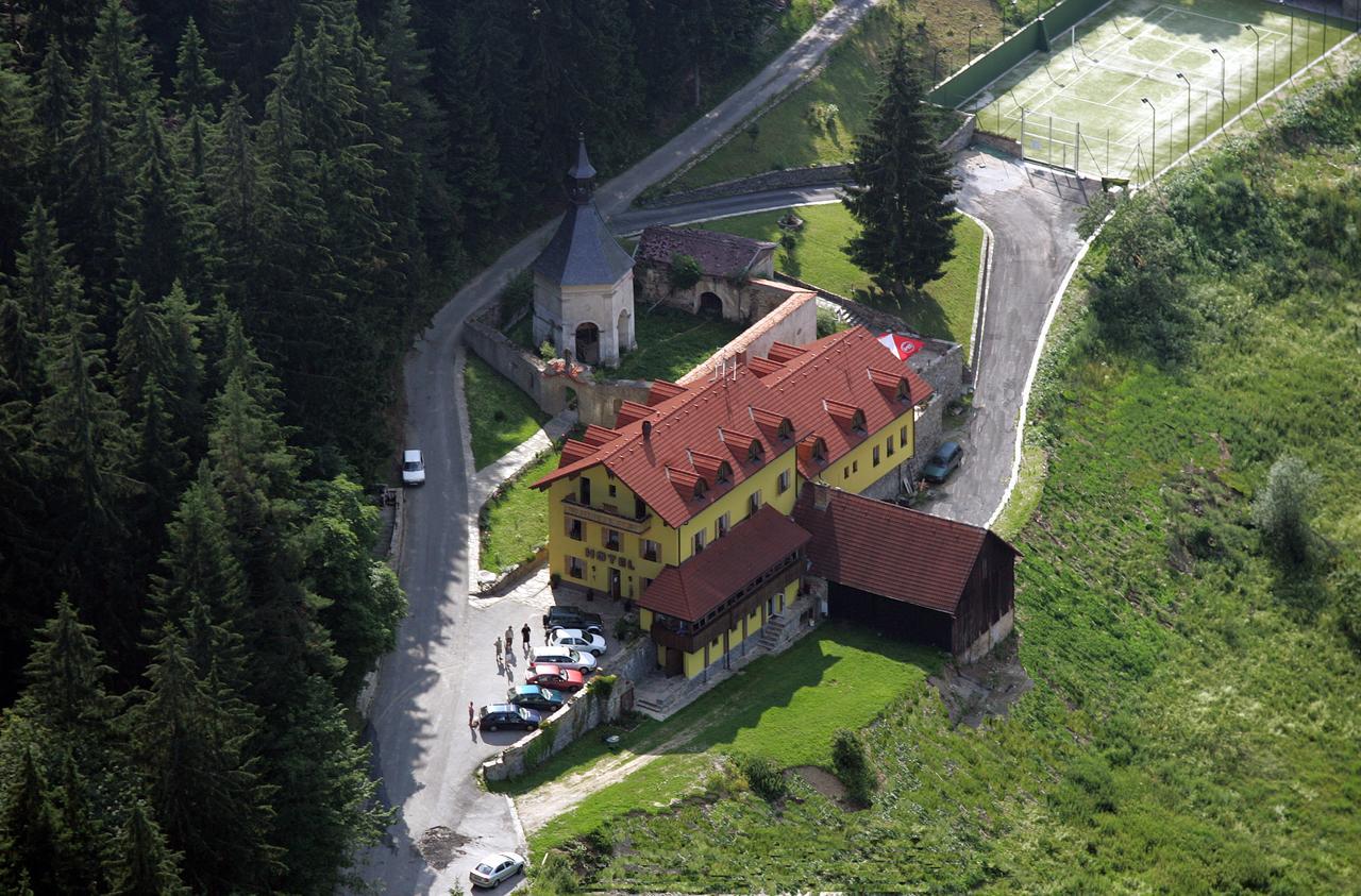 Hotel Studenec Rožmberk nad Vltavou Exteriör bild