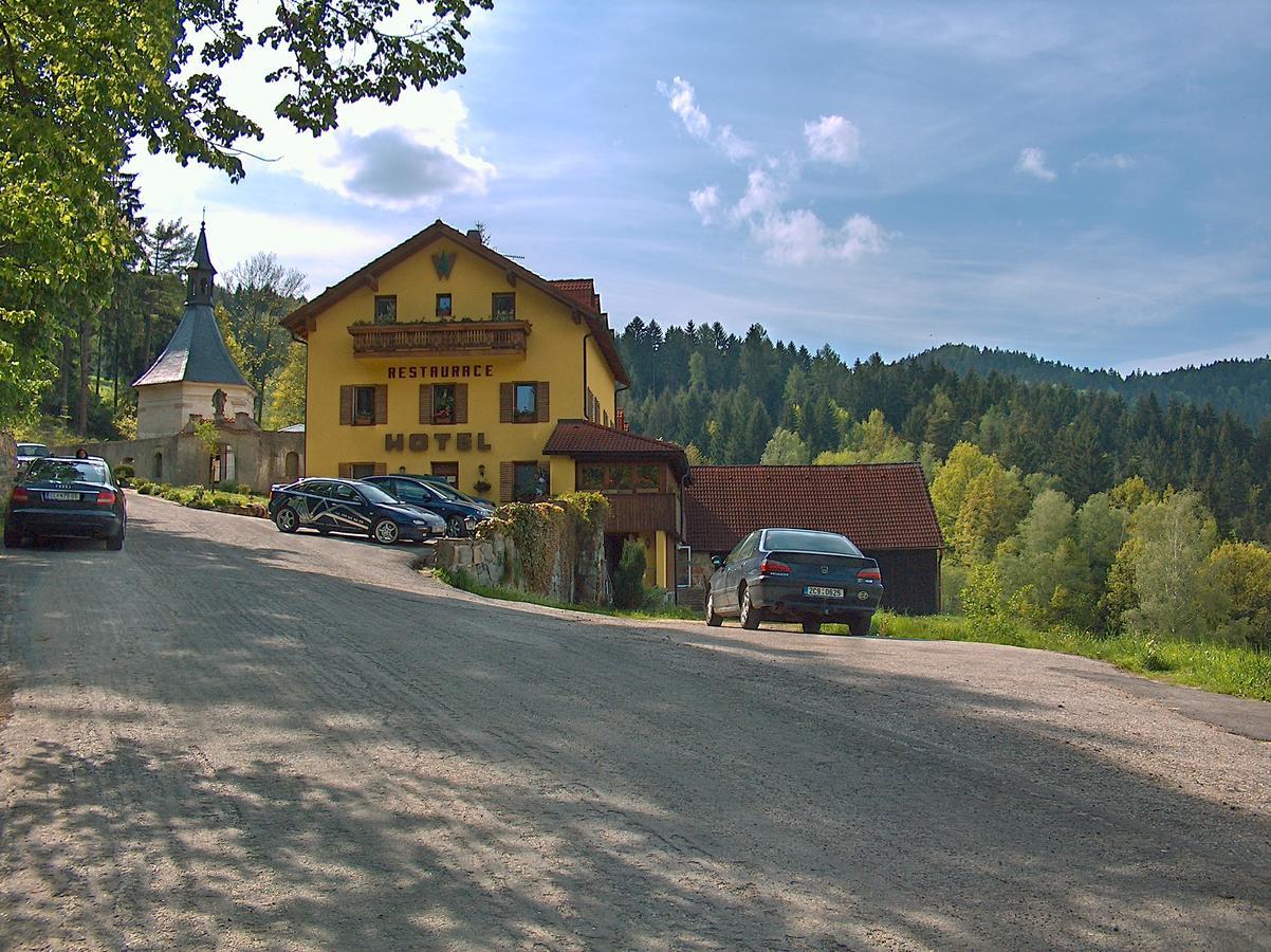 Hotel Studenec Rožmberk nad Vltavou Exteriör bild
